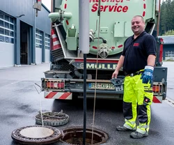 Ablauf der Kanal und Rohrreinigung in Bruckberg